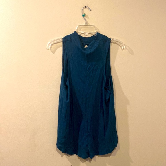 Free People Long Flowy Bohemian Style Turquoise Color Tank Small NWT - Picture 2 of 7